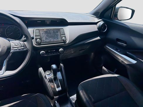 Used 2020 Nissan Kicks SV FWD image 20