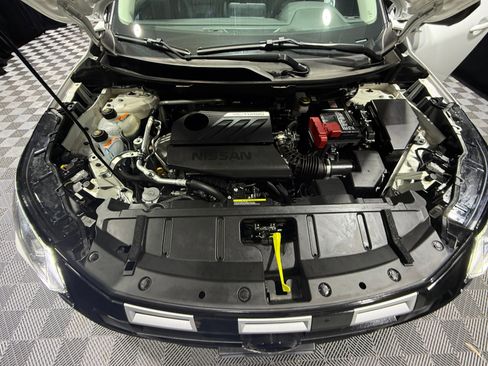 Used 2025 Nissan Rogue SV image 22