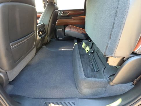 Used 2024 GMC Sierra 3500 Denali Ultimate AWD/4WD image 36