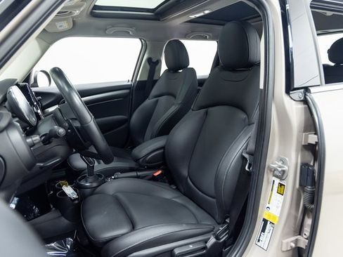 Used 2024 MINI Cooper S image 23