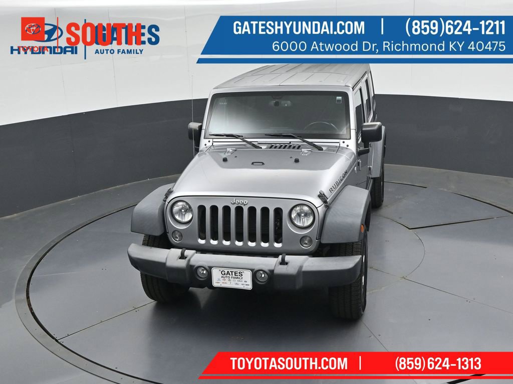 Used 2015 Jeep Wrangler Unlimited Rubicon w/ Max Tow Package AWD/4WD image 39