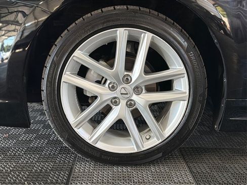 Used 2016 Lexus CT 200h w/ Navigation Package FWD image 18