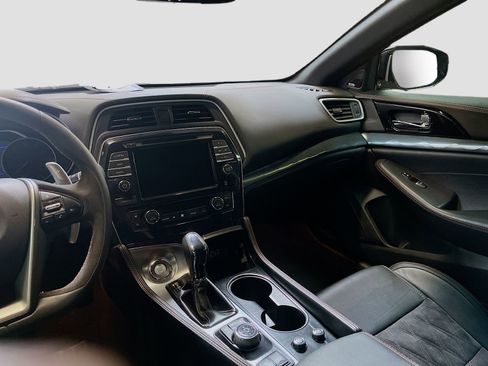 Used 2021 Nissan Maxima SR w/ Sport Mat Group FWD image 25