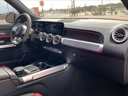 Used 2022 Mercedes-Benz GLB 35 AMG 4MATIC image 23