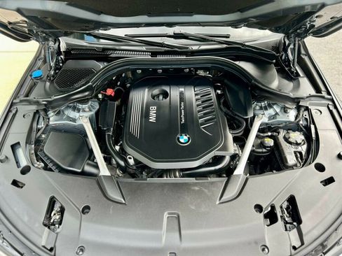 Used 2019 BMW 640i Gran Turismo xDrive w/ M Sport Package image 12