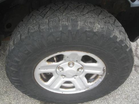 Used 2009 Jeep Wrangler X AWD/4WD image 23