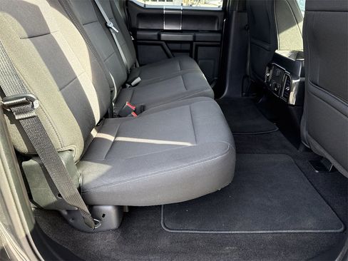 Used 2018 Ford F150 XLT w/ Equipment Group 302A Luxury image 8