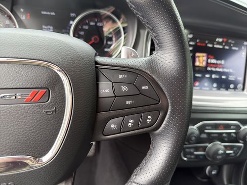 Used 2023 Dodge Charger Scat Pack w/ Dynamics Package RWD image 30