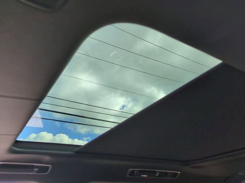 Certified 2023 Land Rover Range Rover Autobiography image 18