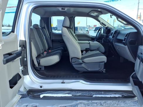 Used 2015 Ford F150 XL w/ Equipment Group 101A Mid image 17