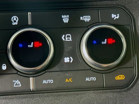 Used 2024 Land Rover Defender 130 S AWD/4WD image 22