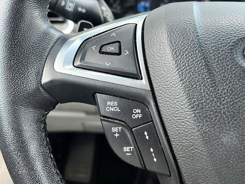 Used 2018 Ford Edge Titanium w/ Equipment Group 301A FWD image 36