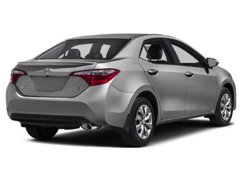 Used 2015 Toyota Corolla S FWD image 2