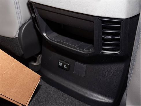 New 2026 Toyota Tundra Limited AWD/4WD image 22