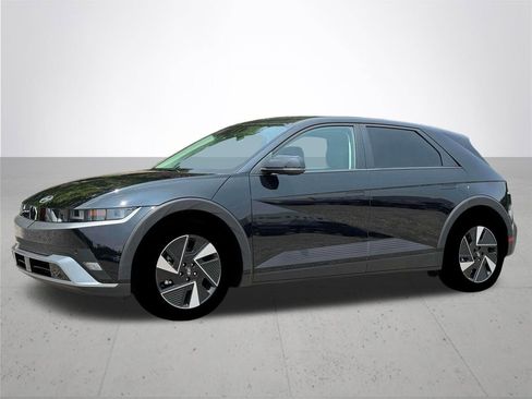 New 2026 Hyundai Ioniq 5 SE AWD/4WD image 2