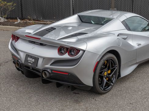 Used 2022 Ferrari F8 Tributo RWD image 41