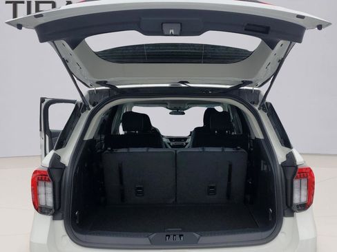 New 2026 Ford Explorer Active image 42