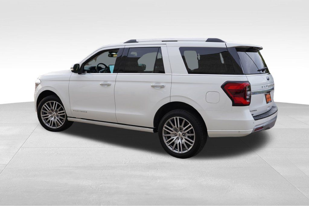 Used 2024 Ford Expedition Platinum AWD/4WD image 8