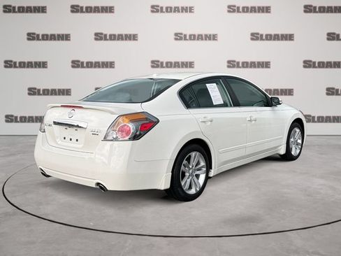 Used 2012 Nissan Altima 3.5 SR w/ Sport Pkg FWD image 5