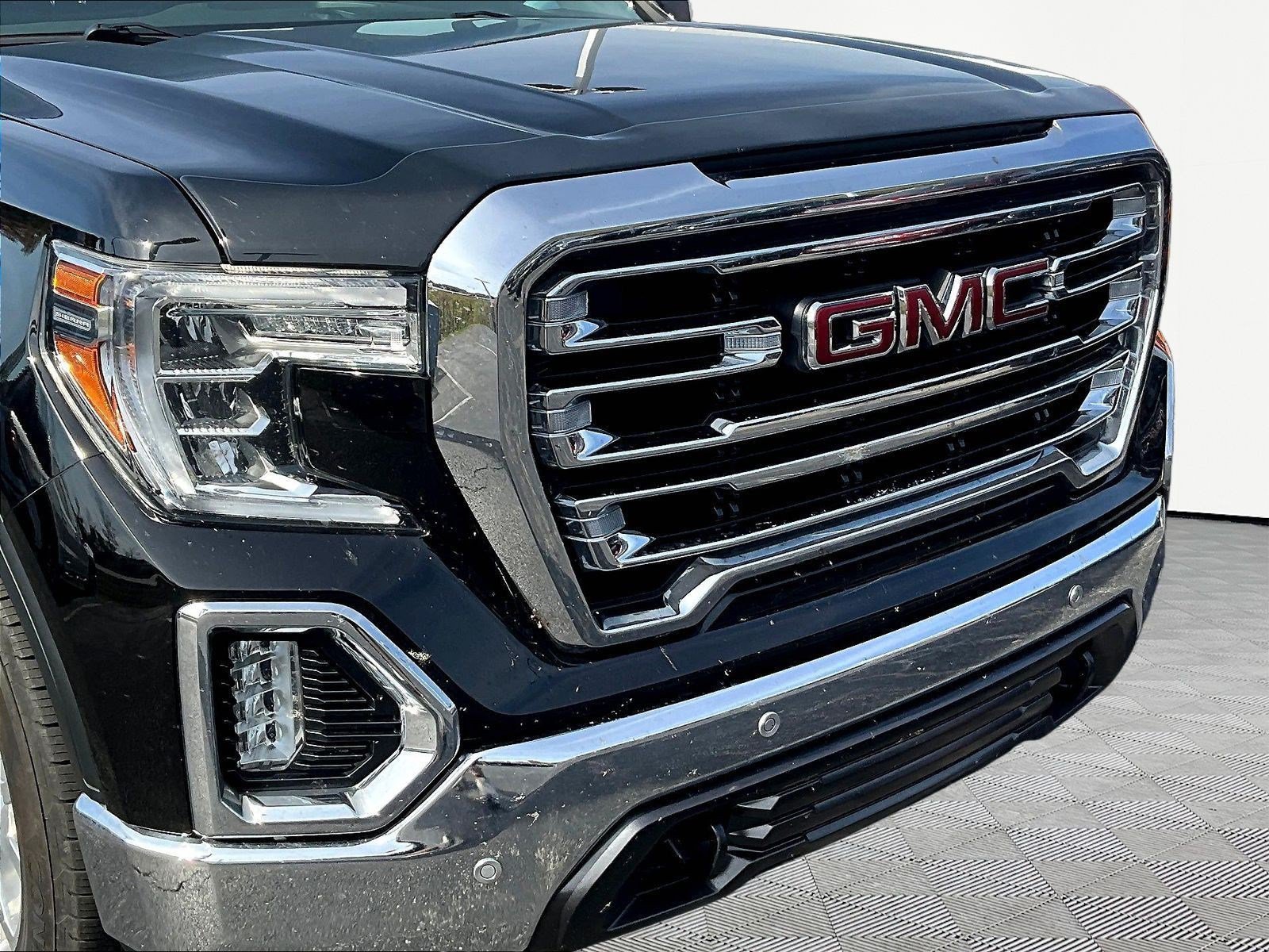 Used 2019 GMC Sierra 1500 SLT w/ SLT Premium Plus Package AWD/4WD image 33