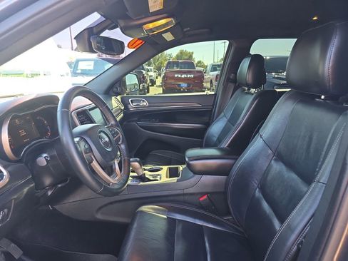 Used 2017 Jeep Grand Cherokee Limited w/ Trailer Tow Group IV image 20