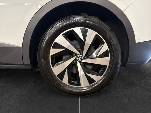 Used 2023 Volkswagen ID.4 Pro AWD/4WD image 34