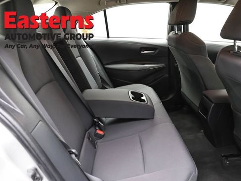 Used 2021 Toyota Corolla LE w/ Carpet Mat Package (TMS) image 23