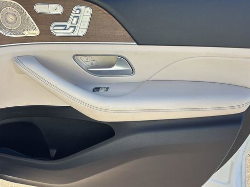 Used 2022 Mercedes-Benz GLE 350 image 26