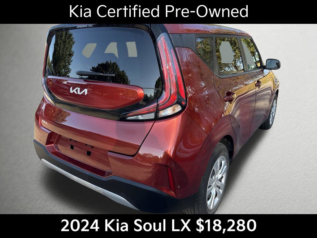 Certified 2024 Kia Soul LX FWD image 4
