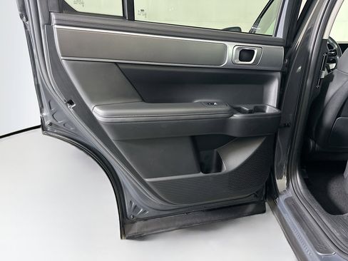 Used 2025 Hyundai Santa Fe SEL image 27