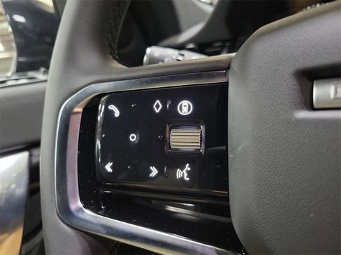 New 2025 Land Rover Discovery Sport Dynamic SE image 15