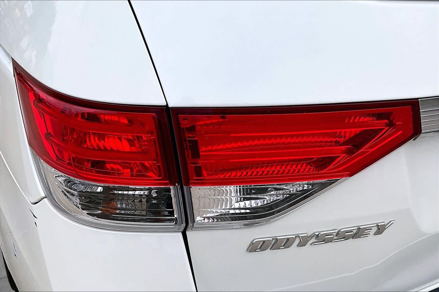 Used 2017 Honda Odyssey EX-L image 29