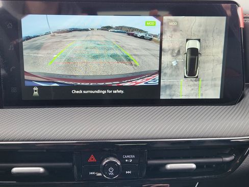 New 2026 Nissan Kicks SR image 14