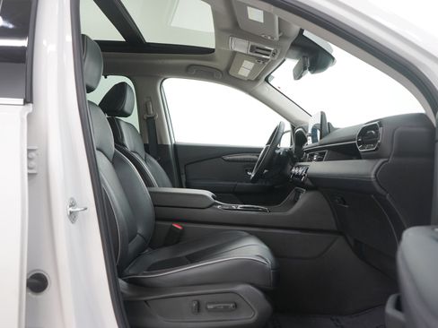 Used 2023 Honda Pilot Elite image 11