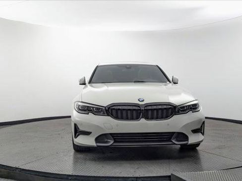 Used 2020 BMW 330i Sedan w/ Convenience Package RWD image 12