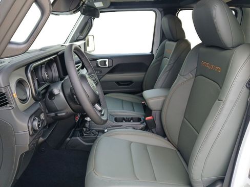 New 2026 Jeep Gladiator Mojave AWD/4WD image 19