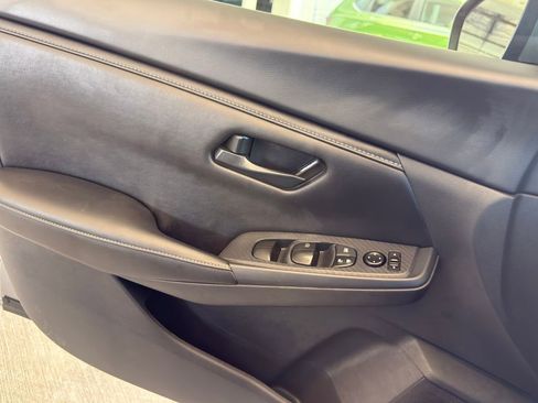 Used 2024 Nissan Sentra S image 24