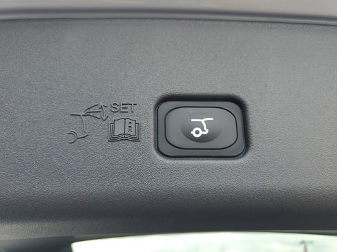 New 2026 Lincoln Nautilus Reserve AWD/4WD image 34