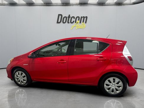 Used 2014 Toyota Prius C Four image 4