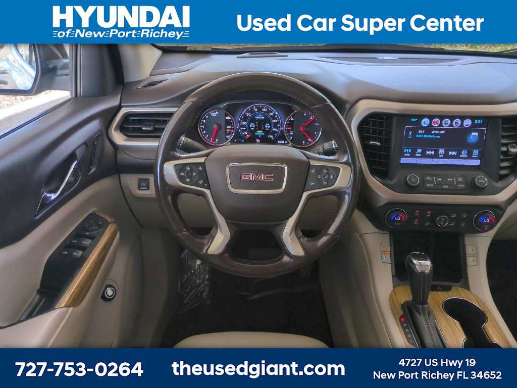 Used 2018 GMC Acadia Denali w/ Technology Package FWD image 19