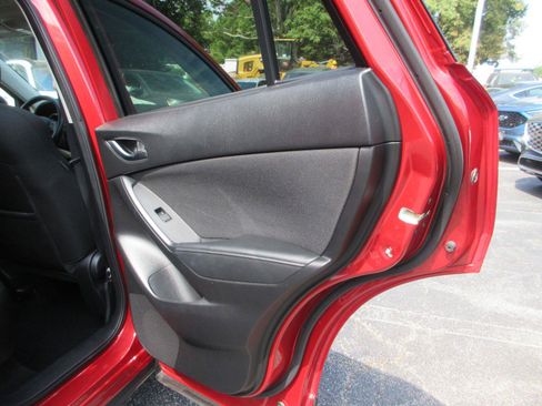 Used 2015 MAZDA CX-5 Touring w/ Bose/Moonroof Package FWD image 17