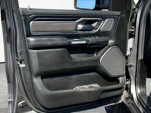Used 2023 RAM 1500 Laramie AWD/4WD image 20
