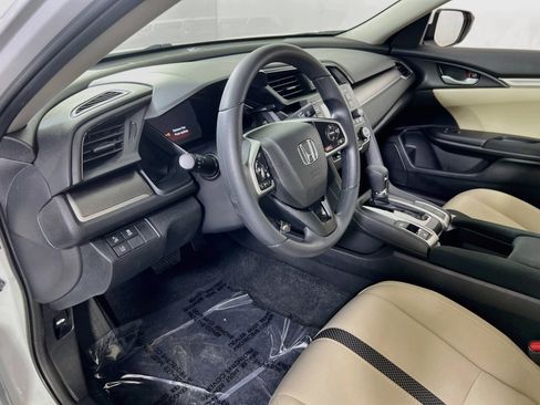 Used 2020 Honda Civic LX image 9