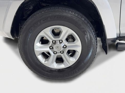 Used 2018 Toyota 4Runner SR5 Premium image 47