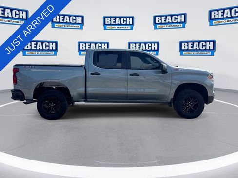 Used 2025 Chevrolet Silverado 1500 Custom Trail Boss AWD/4WD image 9
