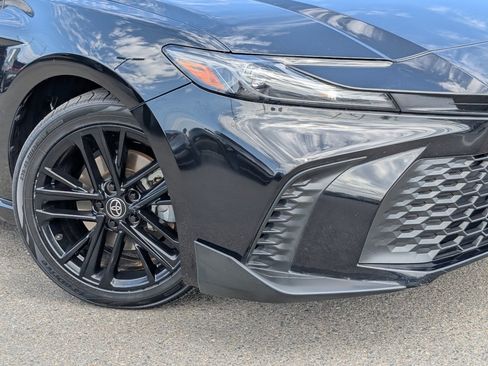 Used 2025 Toyota Camry SE FWD image 10