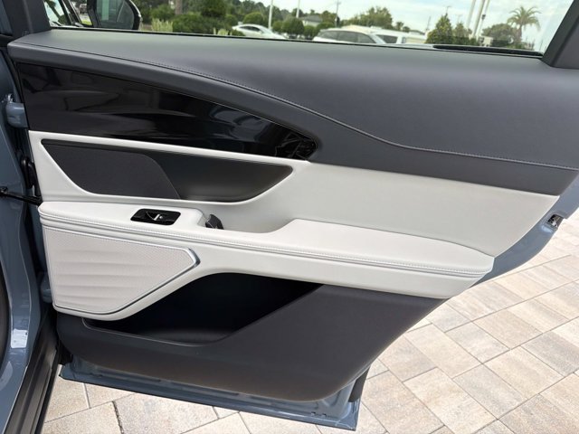 New 2026 Lincoln Nautilus Premier AWD/4WD image 19