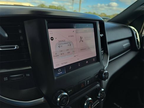 Used 2024 RAM 3500 Big Horn image 18