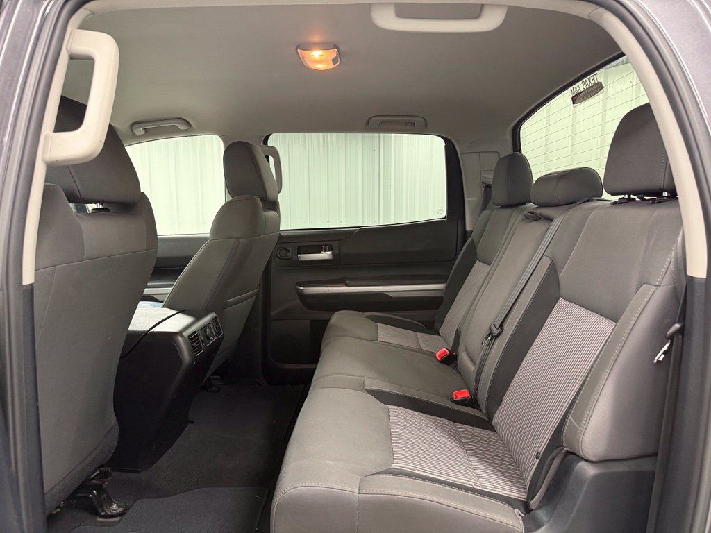 Used 2015 Toyota Tundra SR5 w/ SR5 Upgrade Package RWD image 6
