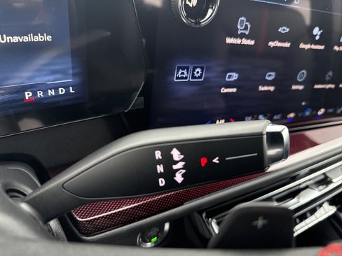 New 2026 Chevrolet Traverse RS image 25